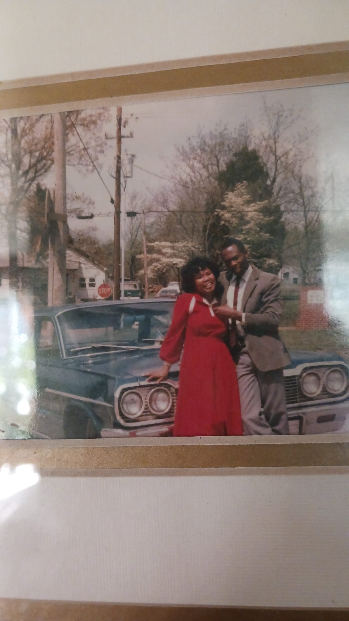 Elaine & Barry — The Iconic Photo